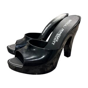 Melissa x Jeremy Scott inflatable heels
